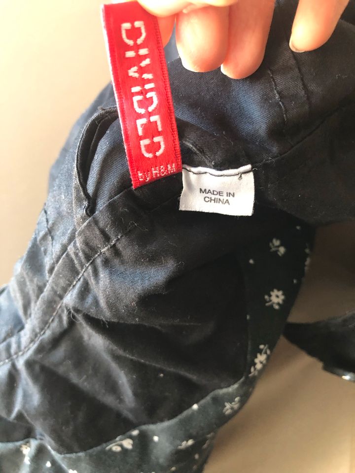 Dünner Mantel Übergangsmantel jacke mit Kapuze H&M in Straubing