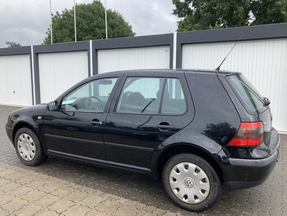 VW Golf lV, Klima, 5-türig, 154000km, ZV mit FB, TÜV 06/2025 in Lilienthal