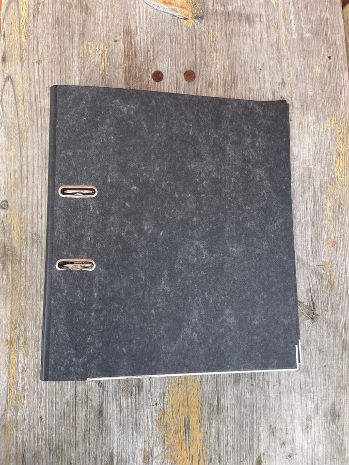 Viking Ordner DINA4 50 mm Schwarz 2 Ringe Pappkarton Wolkenmarmo in Wismar