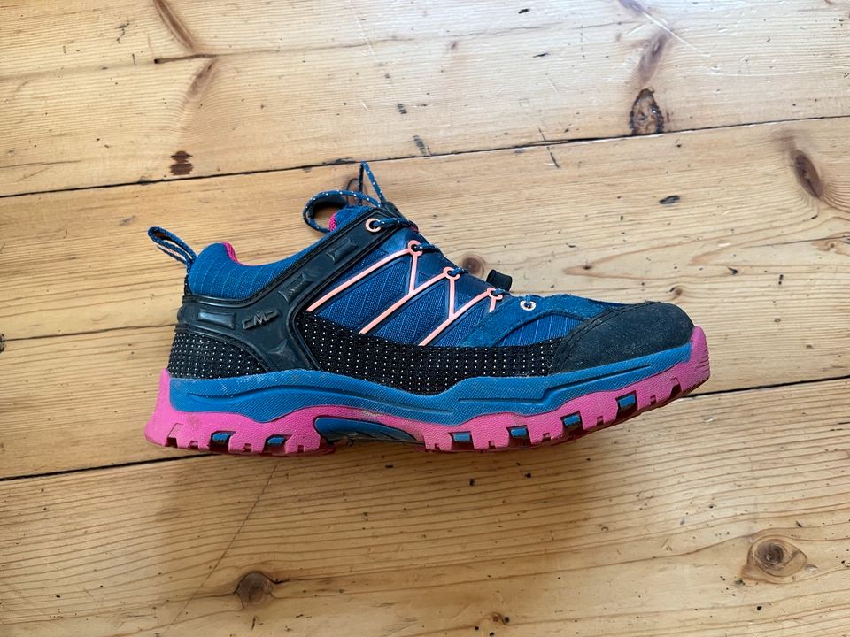 CMP Schuhe (wie neu) Wanderschuhe Outdoor Waterproof Gr. 33 in Bonn