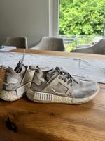Viel getragene Adidas Sneaker Bayern - Erlangen Vorschau