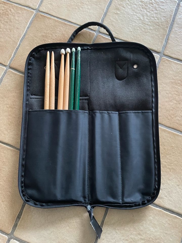 Meinl Stick Bag Tasche mit 3 paar Sticks Drums in Plön 