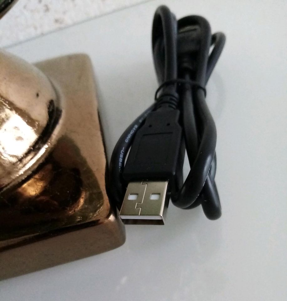 Ein neuer USB-A-Stecker auf A- Buchse Ladegerät in Osnabrück