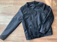 Jacke Bikerjacke Kunstleder schwarz Primark Größe 152 Brandenburg - Potsdam Vorschau