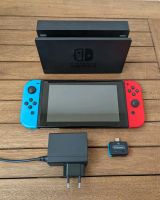 Nintendo Switch defekt, mit Zubehör, Docking Station,  Joycons Düsseldorf - Benrath Vorschau