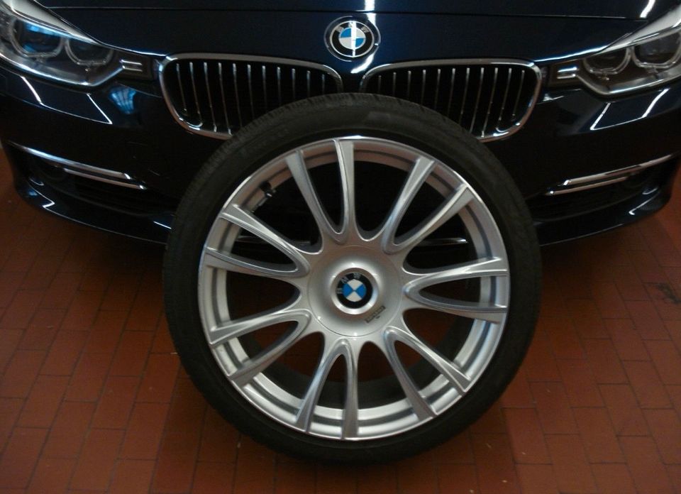 BMW 335i Luxury Line XDrive in Stuttgart