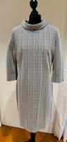 Kleid S.Oliver BLACK LABEL Gr. 40/42 Kr. Altötting - Tüßling Vorschau