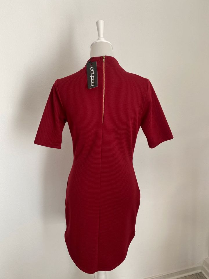 Kleid Bordeaux boohoo gr.40/42 in Wuppertal