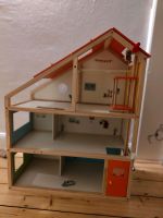 Puppenhaus aus Holz mit Aufzug Nordrhein-Westfalen - Hagen Vorschau
