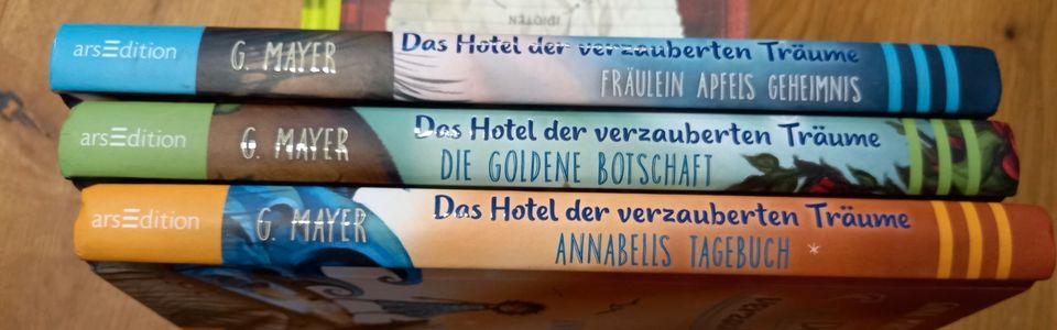 3 Bücher Das Hotel der verzauberten Träume in Kevelaer