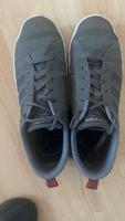 Graue Adidas Sneaker – Größe 42 2/3 – Urban Style trifft Komfort Wandsbek - Hamburg Eilbek Vorschau