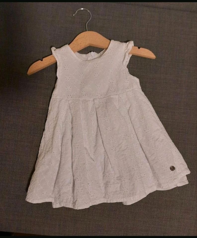Kleid weiß Taufkleid Größe 74 Esprit in Neuwied