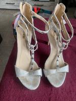 Offene High heels/ Sandalen Niedersachsen - Helmstedt Vorschau