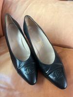 Chanel Schuhe Gr.41 Nordrhein-Westfalen - Bergisch Gladbach Vorschau