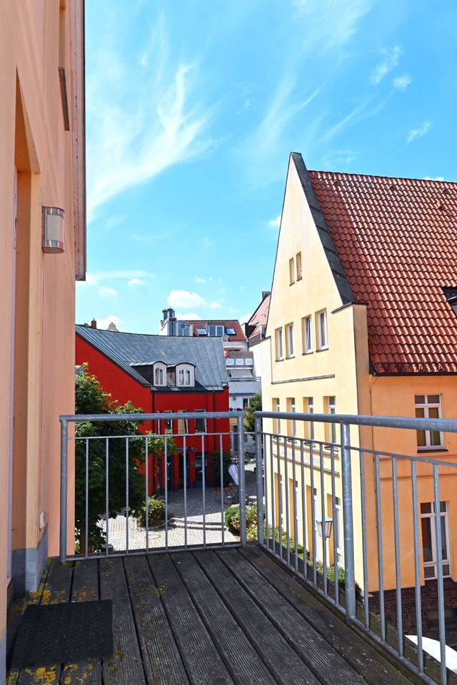 Im Herzen der Altstadt mit Dachterrasse und Stellplatz in Stralsund