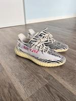 Adidas Yeezy Boost 350 Zebra 46 Niedersachsen - Rodenberg Vorschau