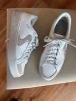 Weiß-Silberne Sneaker mit memory foam Sohle Bayern - Lohr (Main) Vorschau