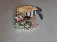 Vintage Royal Crown Porzellan Gelbe Vogel auf Nest mit Jungvögeln Rheinland-Pfalz - Breitscheid Kr Neuwied Vorschau