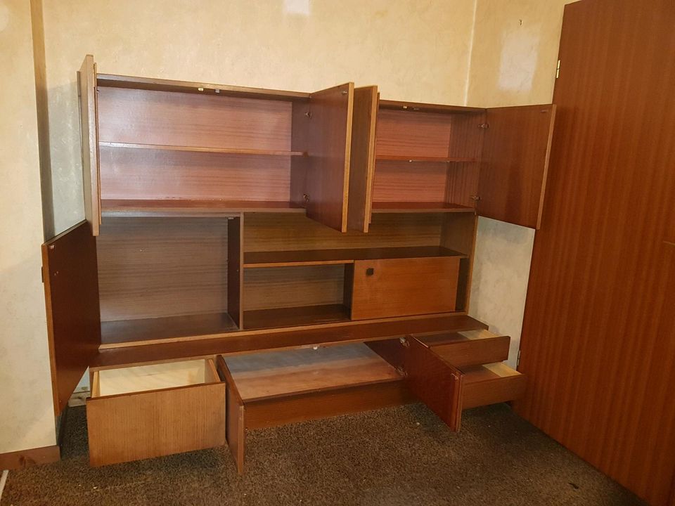 Retro 70er Jahre Wohnzimmer Schrank Wohnwand Schrankwand Jugend in Sehnde