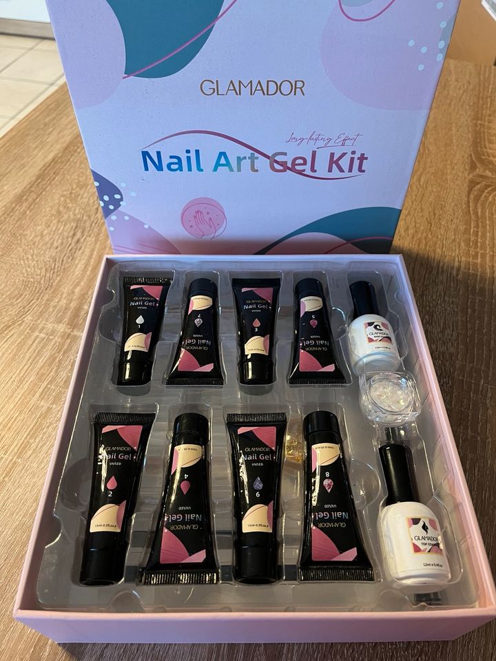 Glamador Nail Art Gel Kit in Langenberg