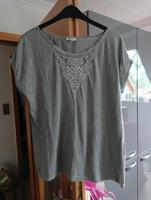 T Shirt grau von Esprit Größe S Niedersachsen - Stuhr Vorschau