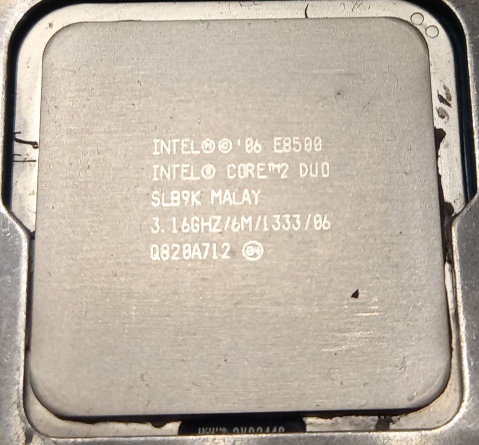 ASUS P5E Mainboard mit CPU und Speicher in Lünen