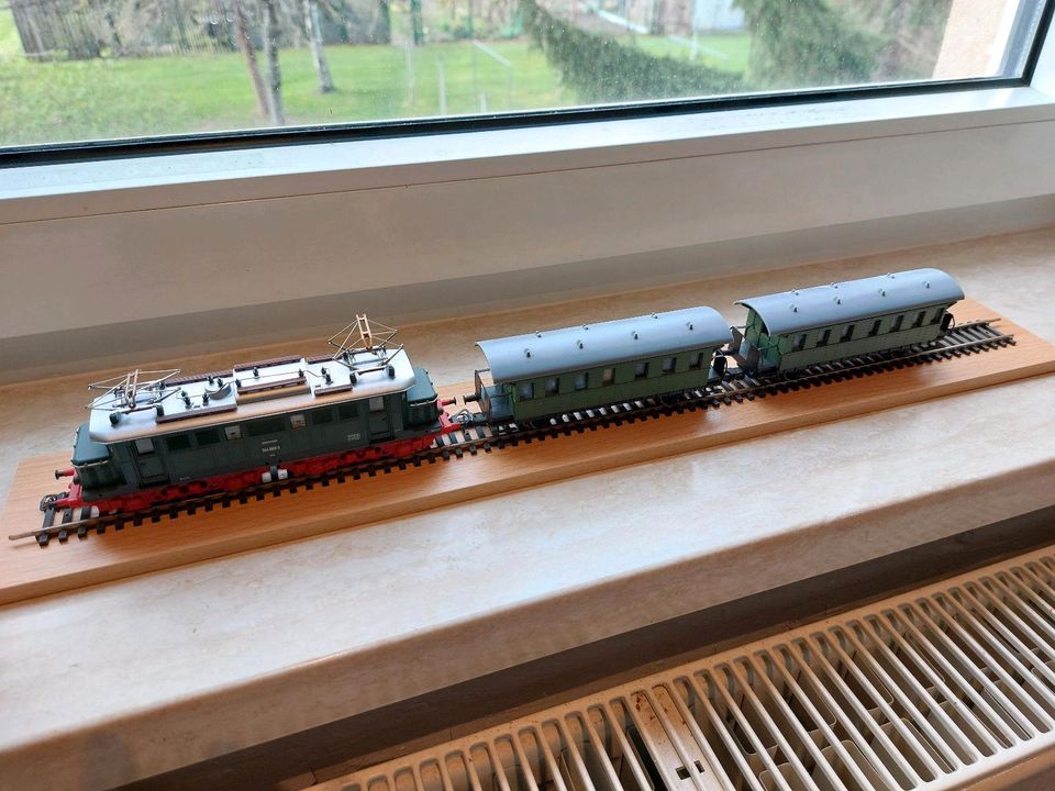 Modell-Eisenbahn-Set Piko H0 Dampf- und Elektrozüge in Thale