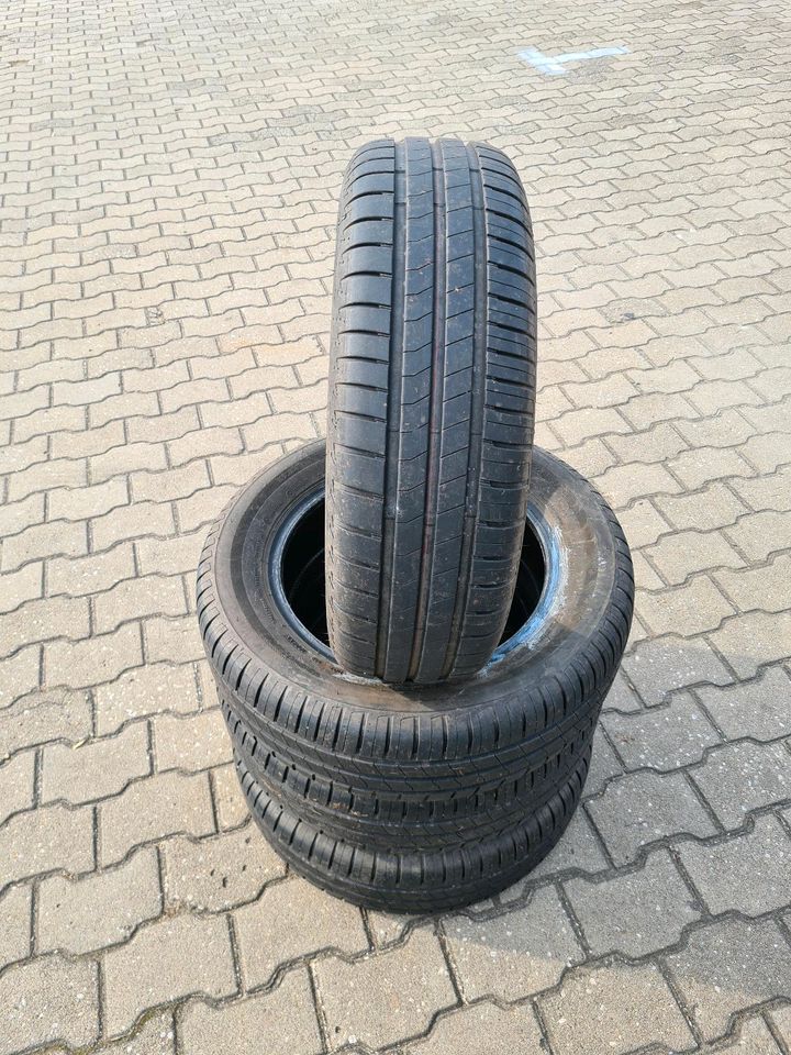 Sommerreifen 185/65 RT15 88T Bridgestone in Erlangen