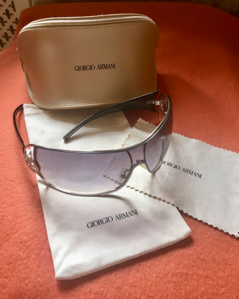 Giorgio Armani ❤️ Sunglasses wrap-around Sonnenbrille Gold Strass in Mannheim