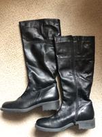 Schwarze Lederstiefel  Weitschaft Gr:42 Berlin - Steglitz Vorschau