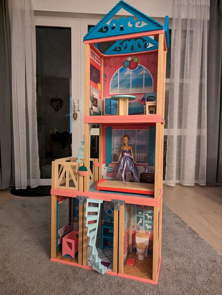 Großes Puppenhaus Barbie Haus verschiedene Aufbaumöglichkeiten in Wuppertal