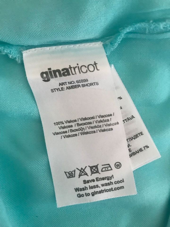 Gina Tricot Shorts, blau, Größe 42 in Schauenburg