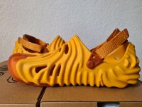 Crocs: Salehe Bembury x Pollex Clog 'Cobbler' in Gr. EU43/44,US10 Hessen - Wetzlar Vorschau