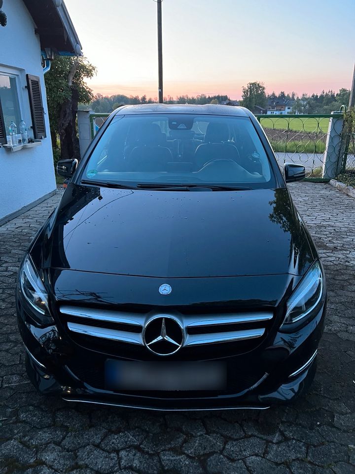 Mercedes Benz B-Klasse Sports Tourer in München