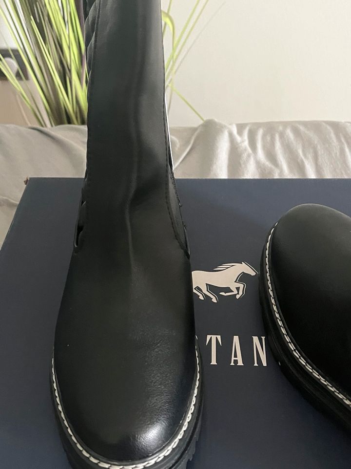 ❤️ Mustang Stiefel ❤️ Neu ❤️ 40 ❤️ OVP ❤️ NP 89,95 in Teltow