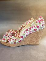 H&M Cherry Print Cork Wedges Peep Toe Topknot Bayern - Fürth Vorschau