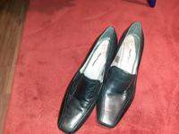 Damenschuhe mir Absatz Hush Puppies Gr.42 Sachsen - Hohndorf Vorschau