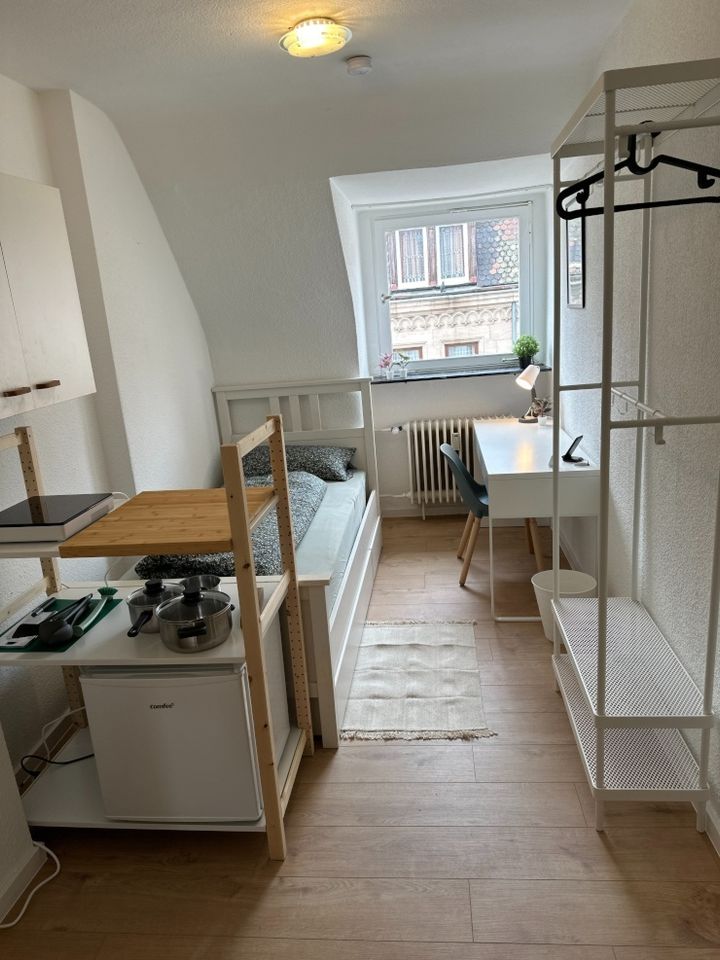 1-Zimmer Apartment-möbliert, min. 6 Monate in Nürnberg (Mittelfr)