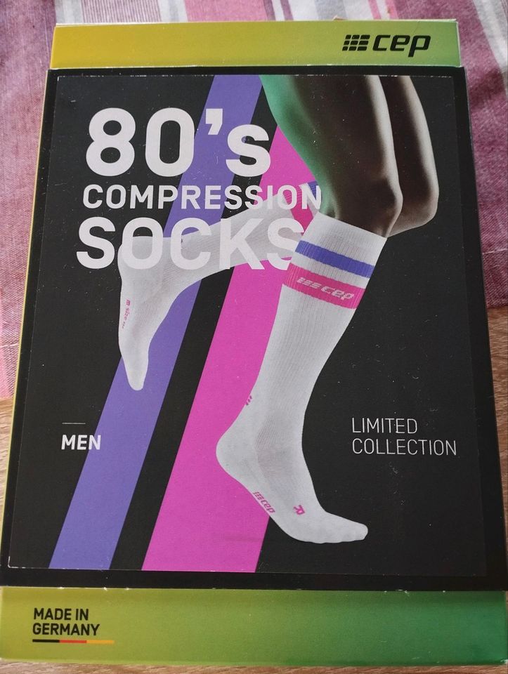CEP 80's Compression Pink purple Size V in Münchberg