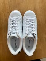 Sneaker - Schuhe Niedersachsen - Hameln Vorschau