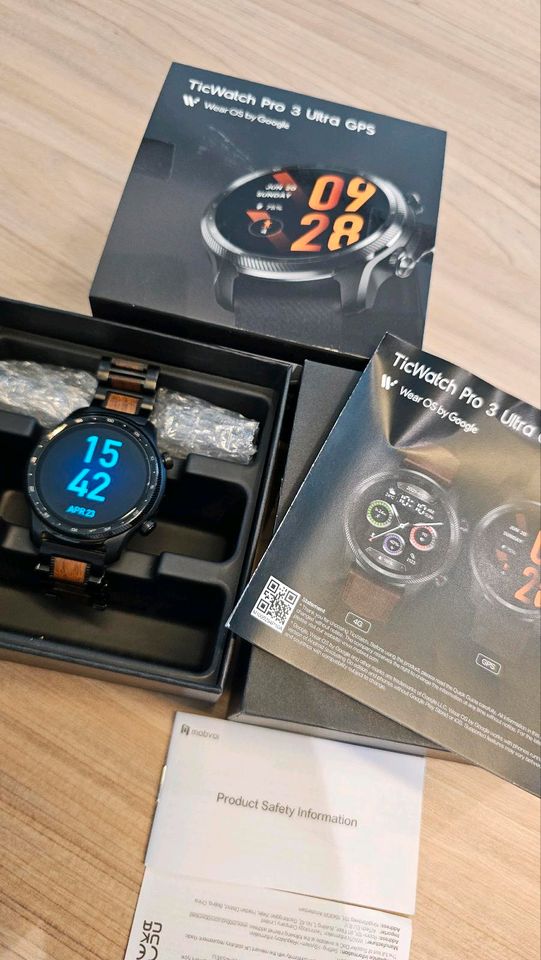 Ticwatch 3 PRO ULTRA GPS smartwatch WearOS Android in Boffzen