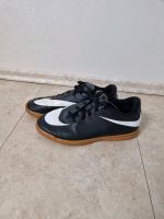 Sportschuhe Hallenschuhe von Nike Gr. 38 5 Niedersachsen - Meppen Vorschau