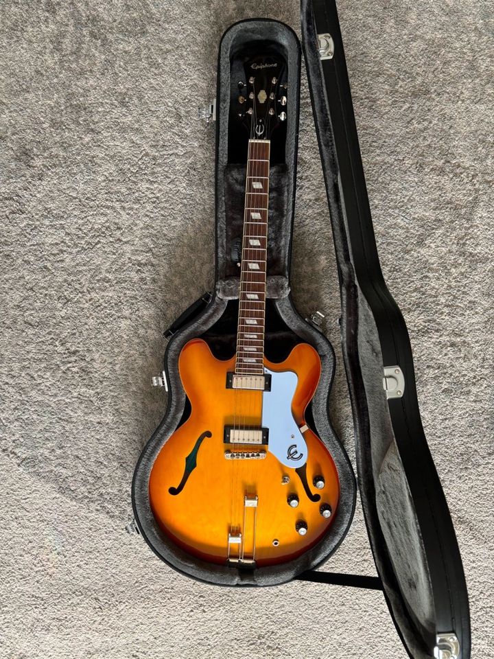 Epiphone Riviera Royal Tan - Semihollow Gitarre in Köln