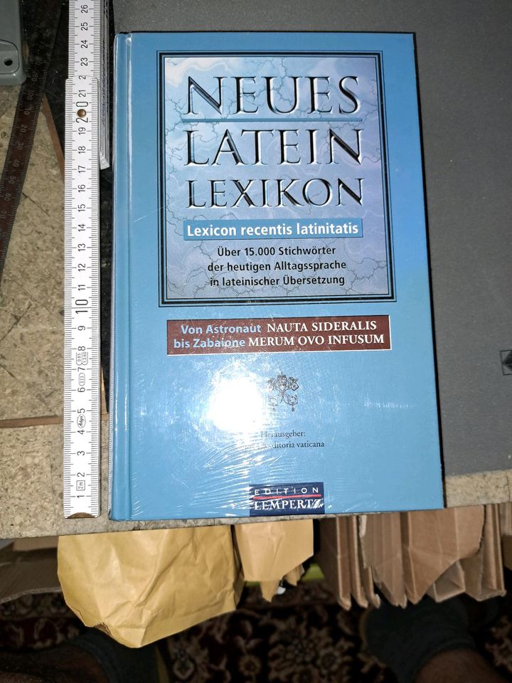 Neues Latein Lexikon Lexicon recentis latinitatis Edition Lempert in Berlin