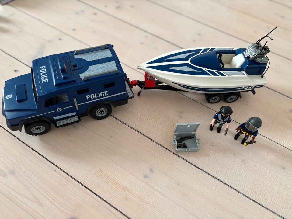 Playmobil 5187 , Polizei Truck mit Speedboot in Solingen