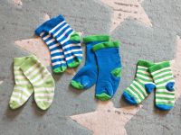 4 Paar Socken Söckchen grün weiß blau gestreift 74/80 Hannover - Ahlem-Badenstedt-Davenstedt Vorschau