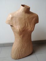 Damen Büste Schneiderpuppe Torso aus Pappe Größe 40 Hessen - Ginsheim-Gustavsburg Vorschau