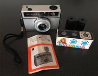 Agfa ISO-Rapid Ic Kamera mit Sylvania Flashcube/DDR/VintagRarität Sachsen - Radebeul Vorschau