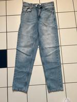 Bershka Jeans Straight Gr.32 hellblau Jungen Nordrhein-Westfalen - Lage Vorschau