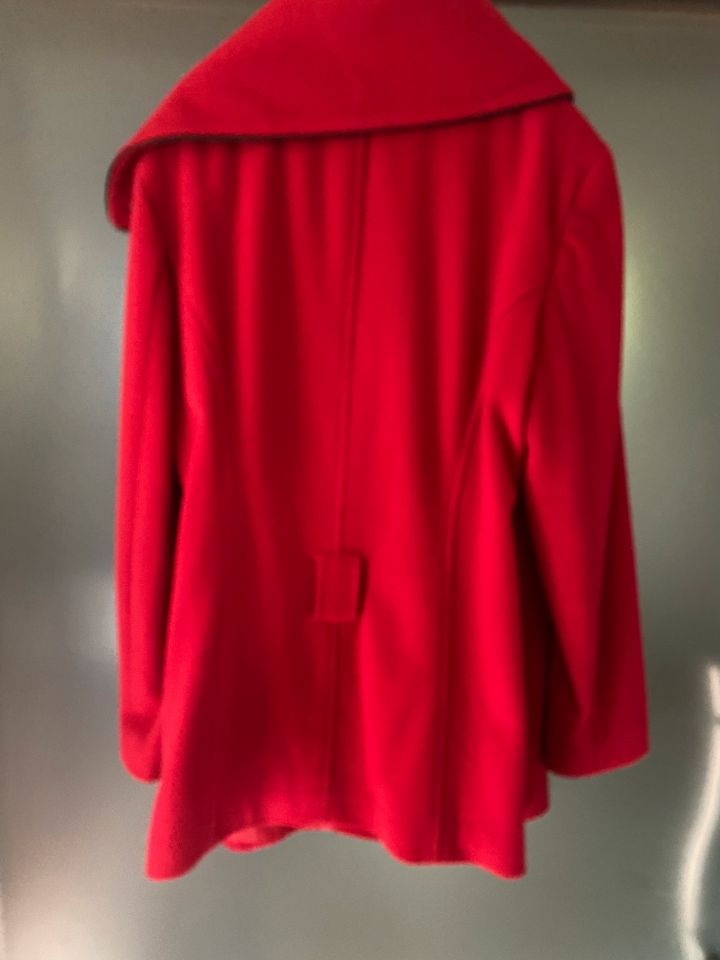 Neu Heine Longjacke Kurzmantel Gr 42 rot sehr chic + ausgefallen in Niedernhausen